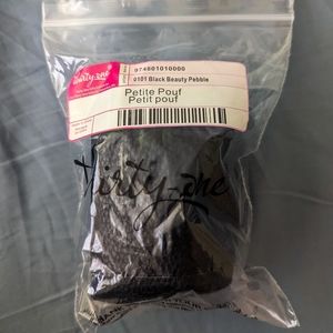 NEW PROMO - ✨NWT✨🖤Black Petite Pouf🖤